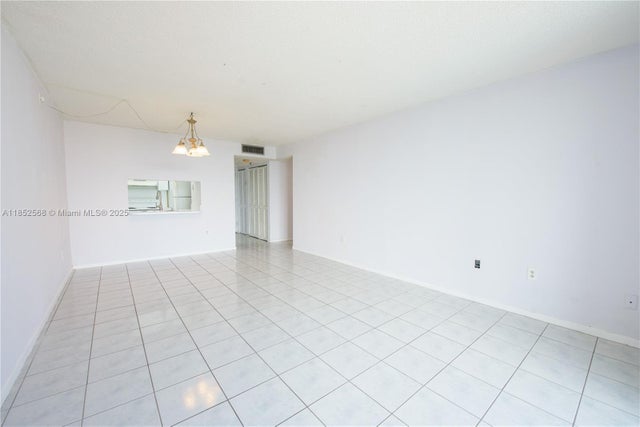 3 of 22 - 9688 Fontainebleau Blvd 504, Miami, FL