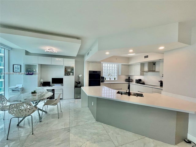 5 of 30 - 3301 Ne 183rd St 2509, Aventura, FL
