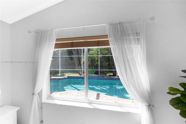 4 of 46 - 491 Sw 203rd Ave, Pembroke Pines, FL