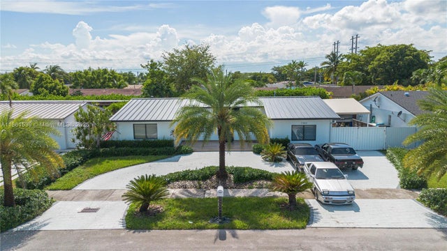 4 of 15 - 7302 Sw 134th Pl, Miami, FL