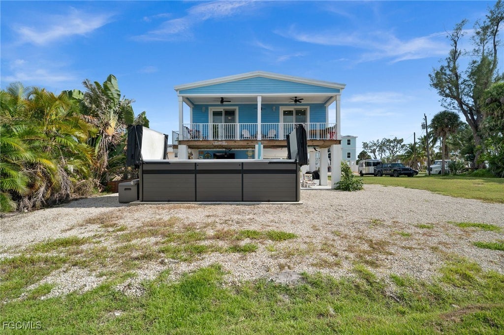 261 Donora Blvd, Fort Myers Beach
