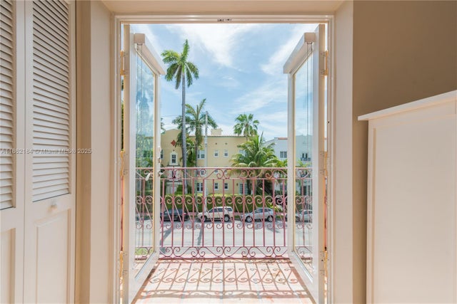 2 of 13 - 1350 Pennsylvania Ave 202, Miami Beach, FL