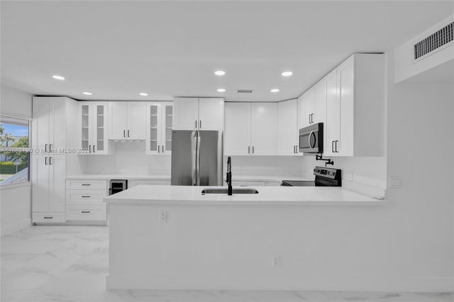 1 of 39 - 67 Newport D 67, Deerfield Beach, FL