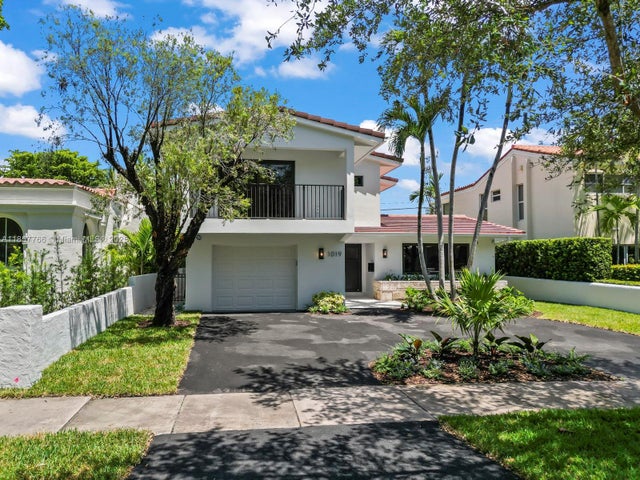 2 of 44 - 1019 Venetia Ave, Coral Gables, FL