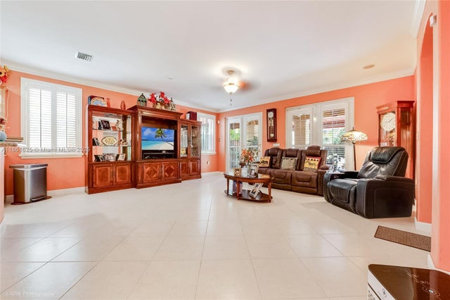 3 of 28 - 14980 Sw 15th Ln, Miami, FL