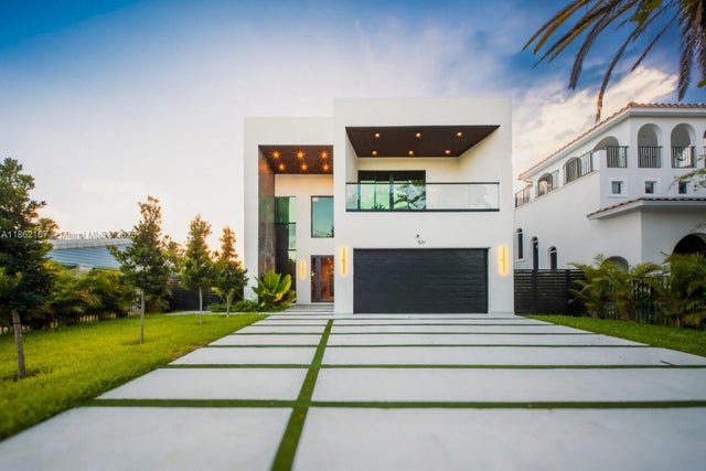 1 of 57 - 531 Ne 10th Ave, Fort Lauderdale, FL