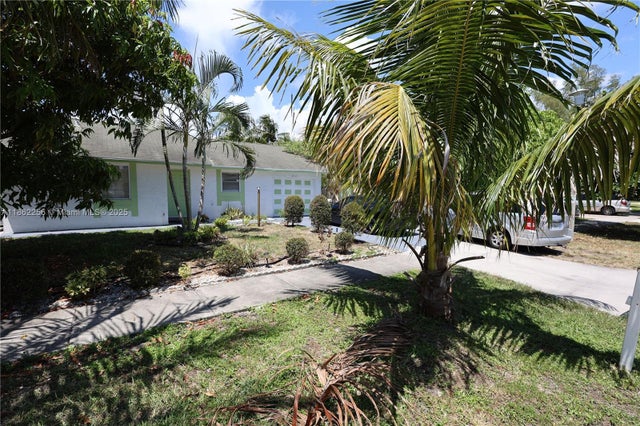 2 of 4 - 4641 Ne 1st Ave, Deerfield Beach, FL