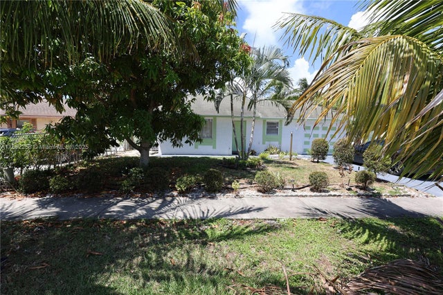 4 of 4 - 4641 Ne 1st Ave, Deerfield Beach, FL