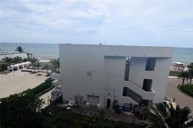 3 of 22 - 4111 S Ocean Dr 403, Hollywood, FL