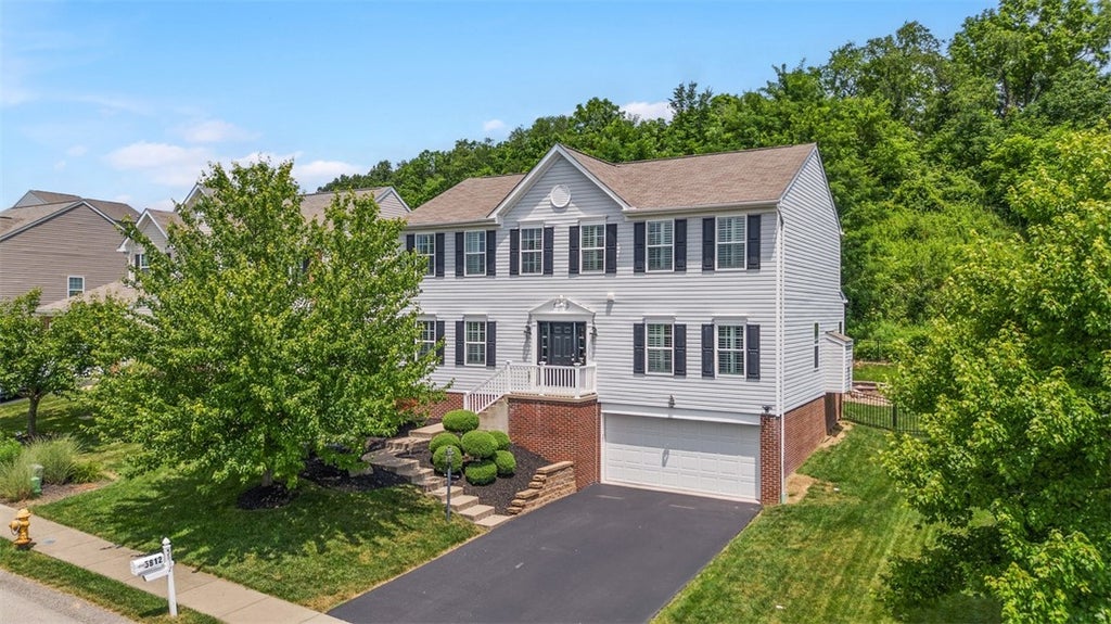 5812 Windsor Drive, South Fayette