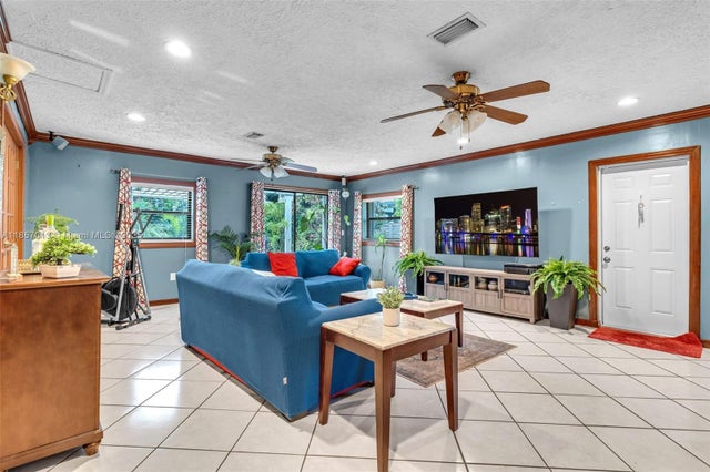 4 of 42 - 20841 Sw 122nd Pl, Miami, FL