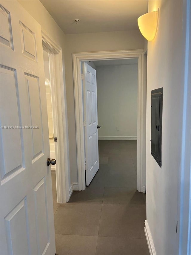3 of 29 - 1919 Van Buren St 818a, Hollywood, FL