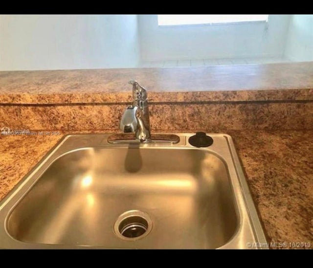 2 of 10 - 1225 Ne 124th St 46b, North Miami, FL