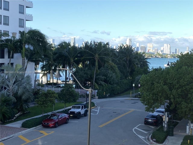 2 of 14 - 1401 Bay Rd 405, Miami Beach, FL