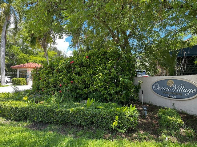 2 of 58 - 55 Ocean Lane Dr 4020, Key Biscayne, FL