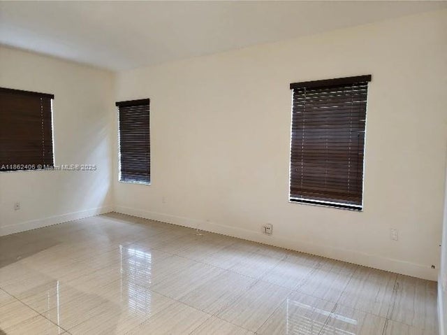 5 of 12 - N/A, Miami, FL