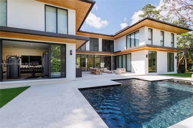 1 of 28 - 6003 Sw 80th St, South Miami, FL