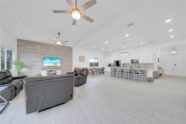 2 of 16 - 15012 Sw 177th Ter, Miami, FL