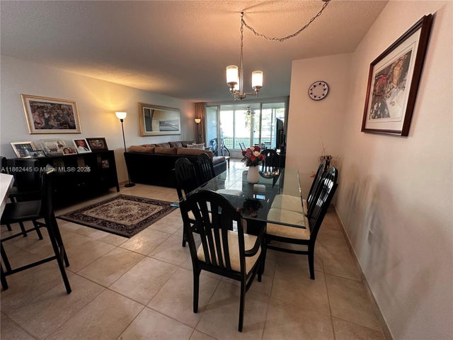 3 of 23 - 1690 Ne 191st St 105-1, Miami, FL