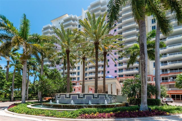 1 of 32 - 781 Crandon Blvd 306, Key Biscayne, FL