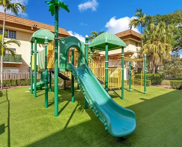 4 of 14 - 8600 Sw 109th Ave 4-216, Miami, FL