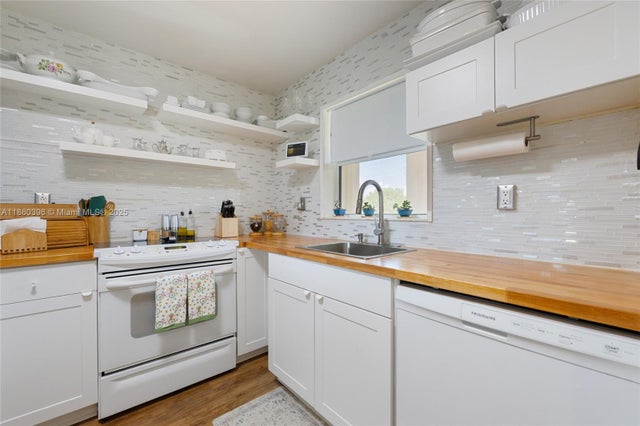 2 of 56 - 10444 Nw 30th Ct 308, Sunrise, FL