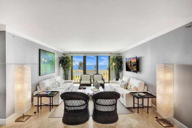 5 of 51 - 1111 Crandon Blvd A203, Key Biscayne, FL