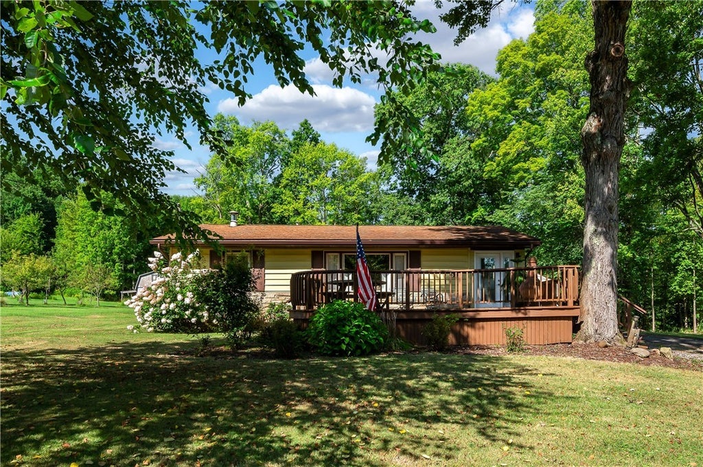 939 Fredonia Road, Perry