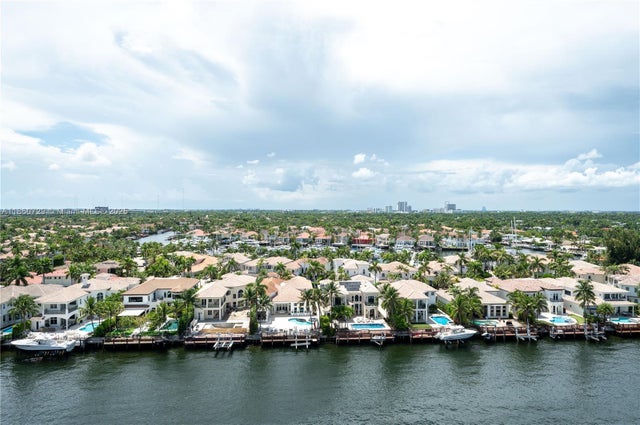 3 of 40 - 1410 S Ocean Dr 1406, Hollywood, FL
