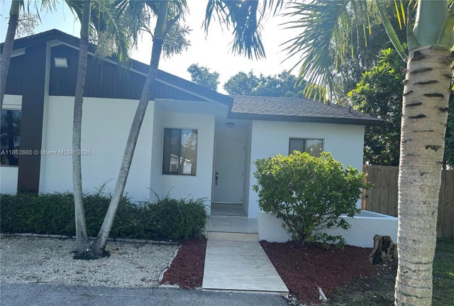 1 of 33 - 25031 Sw 126th Ct, Homestead, FL