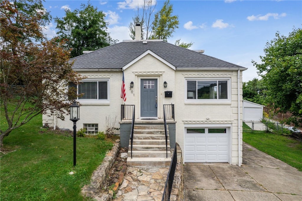 301 Lewis Avenue, Jeannette