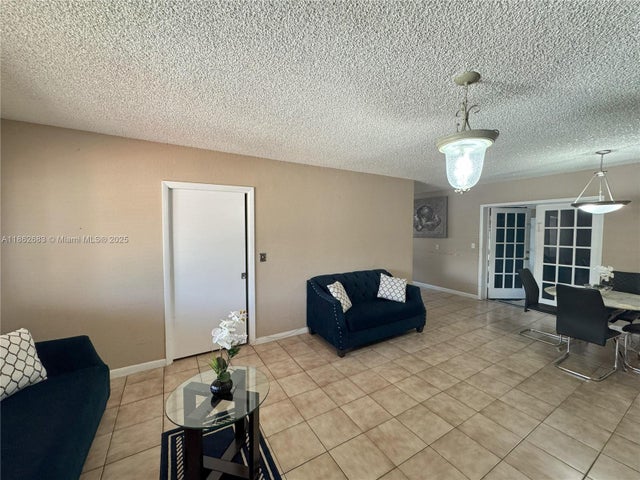 5 of 24 - 275 E 34th St, Hialeah, FL