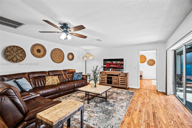 3 of 31 - 420 N Collier Blvd, Marco Island, FL