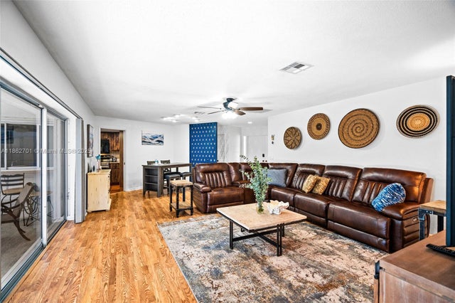 4 of 31 - 420 N Collier Blvd, Marco Island, FL