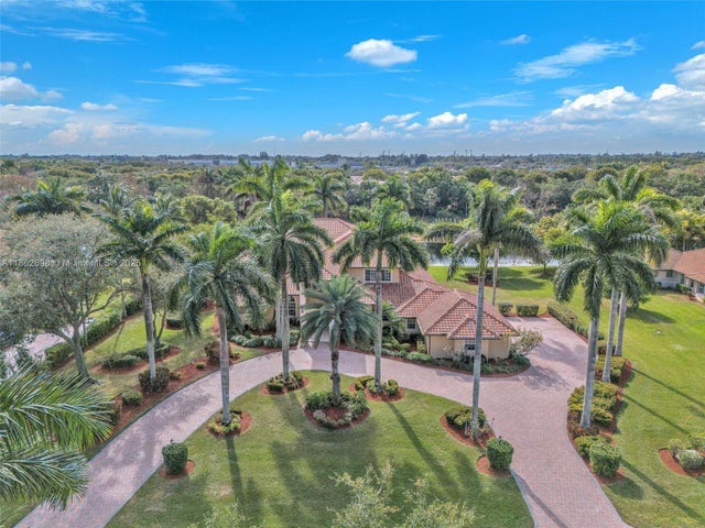 2 of 87 - 3855 Windmill Lake Rd, Weston, FL