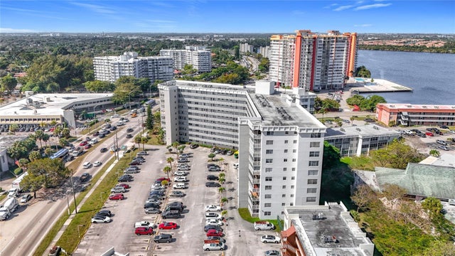 4 of 50 - 1401 Ne Miami Gardens Dr 286, Miami, FL