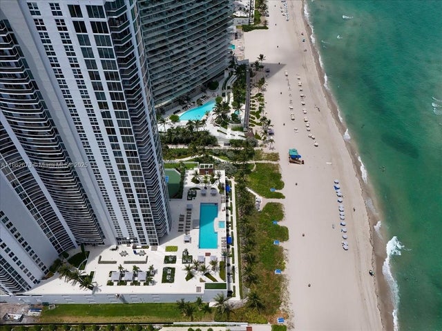 5 of 42 - 18911 Collins Ave 1903, Sunny Isles Beach, FL