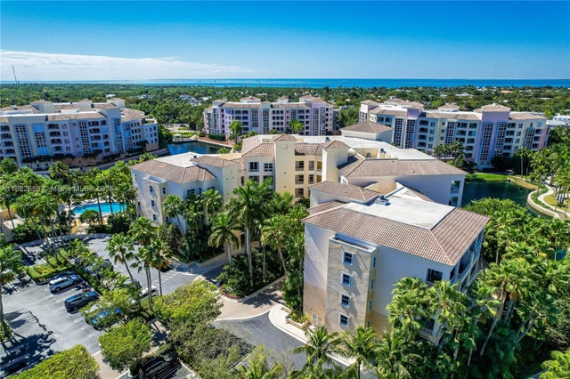 4 of 46 - 701 Crandon Blvd 302, Key Biscayne, FL