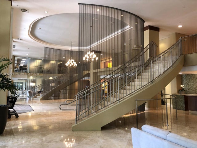 5 of 58 - 511 Se 5th Ave 707, Fort Lauderdale, FL