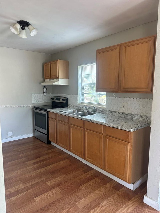 5 of 21 - 430 E Trinidad Ave, Clewiston, FL