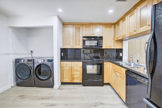 5 of 42 - 340 Sw 97th Ave, Pembroke Pines, FL