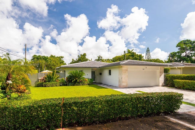 2 of 21 - 1551 Ancona Ave, Coral Gables, FL