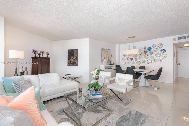 3 of 32 - 3725 S Ocean Dr 1221, Hollywood, FL