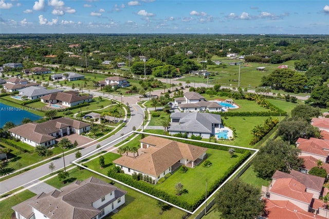 2 of 46 - 11125 N Sierra Ranch Dr, Davie, FL