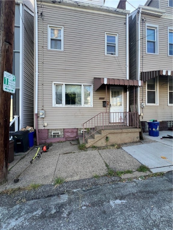 395 40th Street, Bloomfield