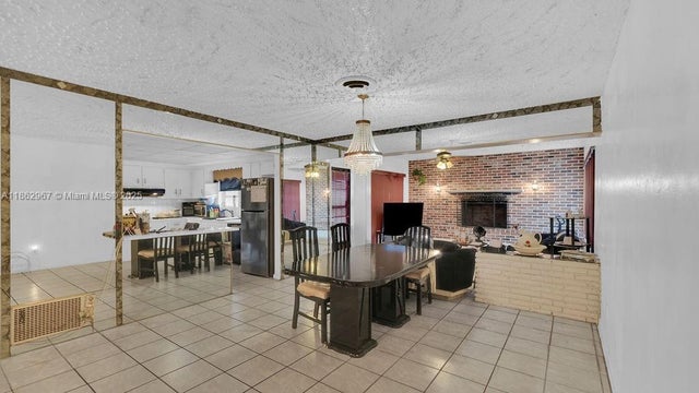 5 of 27 - 440 Sw 29th Terr, Fort Lauderdale, FL