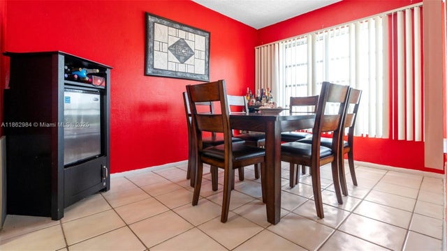 4 of 25 - 4174 Inverrary Dr 502, Lauderhill, FL