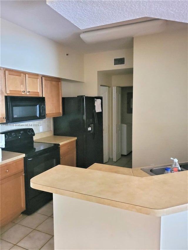 5 of 16 - 9833 Baywinds Dr 7203, West Palm Beach, FL