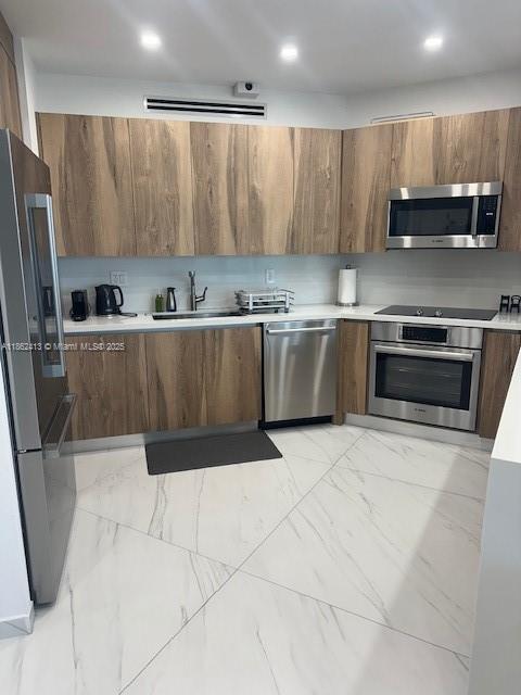 2 of 55 - 19500 Turnberry Way 12a, Aventura, FL
