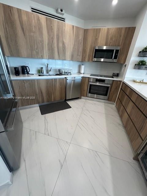 5 of 55 - 19500 Turnberry Way 12a, Aventura, FL